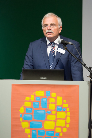 Dr. Dietrich Herrmann, Laudator bei der Verleihung des Hieronymuspreises 2016 des BDÜ